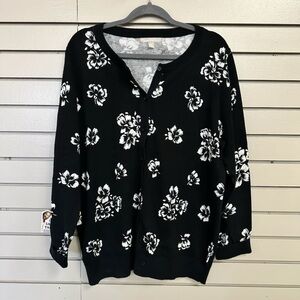 Women Within Women’s Black with White Flower Print Sweater. Size L